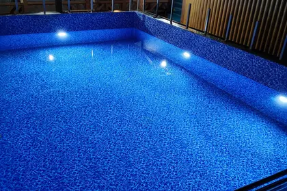 Бесплатный бассейн