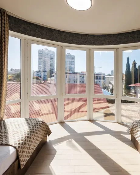 Улучшенный | эркер